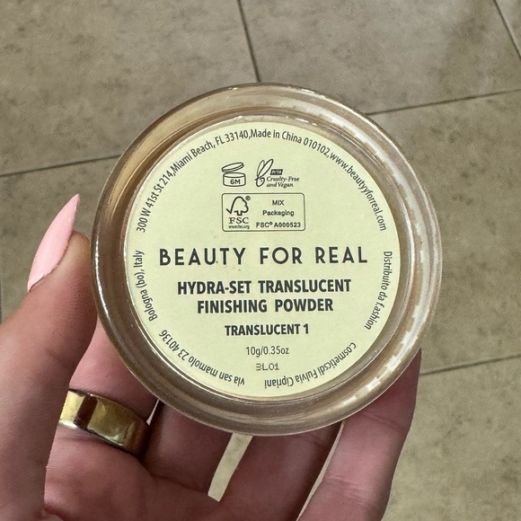 NEW Beauty For Real Hydra-Set Translucent Finishing Powder Compact - Picture 4 of 6